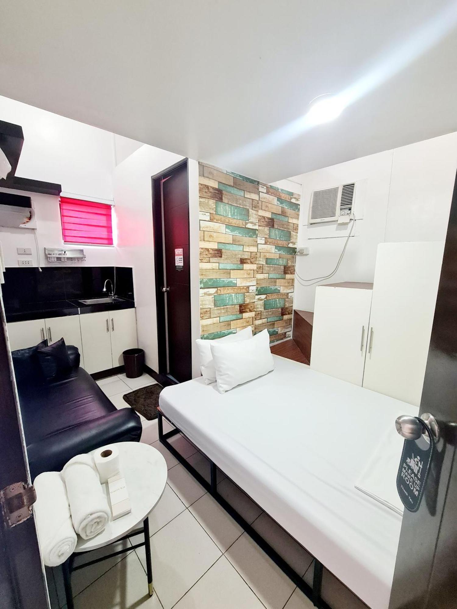 Dasma Lofts Hotel Near Dela Salle Dasma Kota Kota Dasmarinas Bagian luar foto