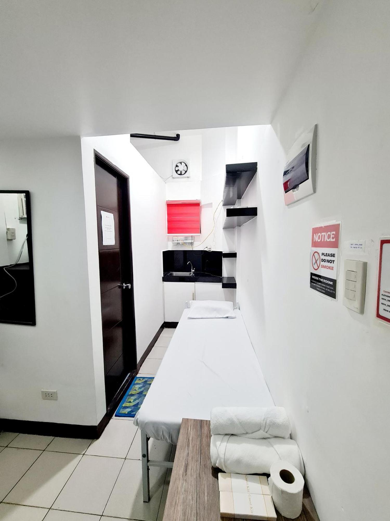 Dasma Lofts Hotel Near Dela Salle Dasma Kota Kota Dasmarinas Bagian luar foto